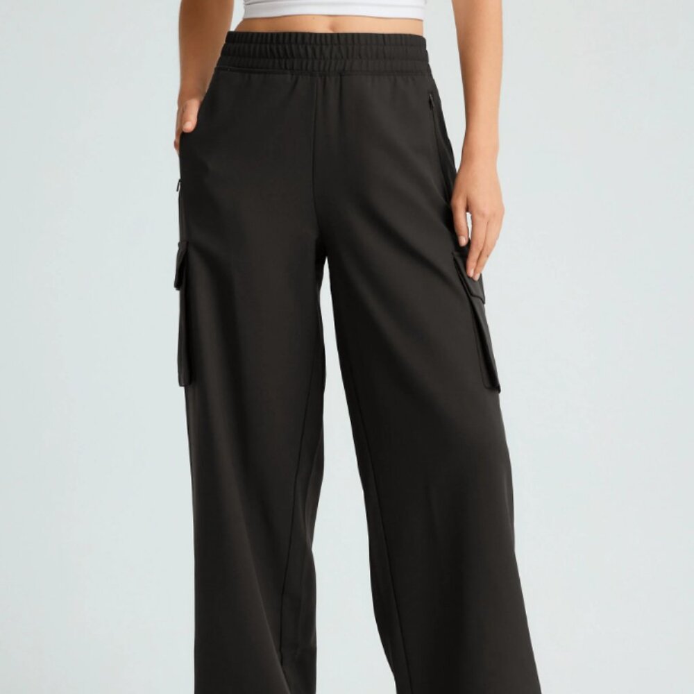 Beyond Yoga - City Chic Wide Leg Cargo Pant - BRAND NEW WITHOUT TAGS - Picture 5 of 9